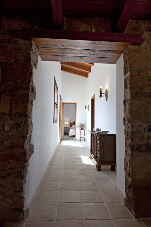 Отель Masia Ca L'Anima La Baronia de Rialb Номер фото